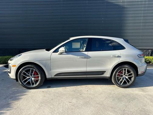 2026 Porsche Macan S
