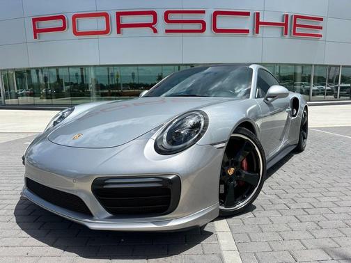 GT Silver Metallic 2019 Porsche 911 Turbo