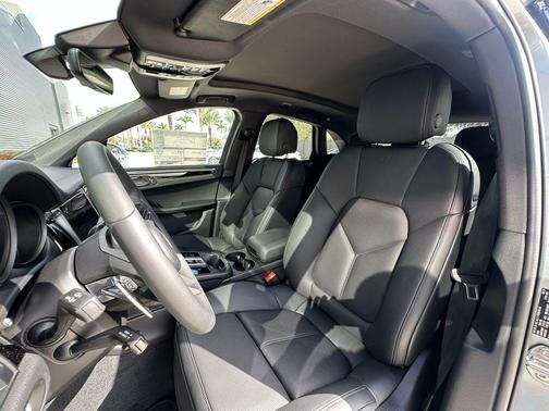 2024 Porsche Macan