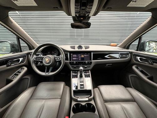 2024 Porsche Macan