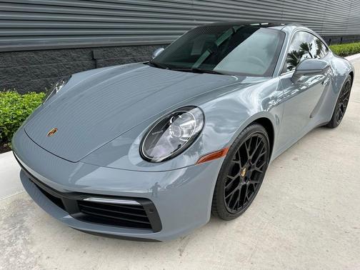 2024 Porsche 911 Carrera