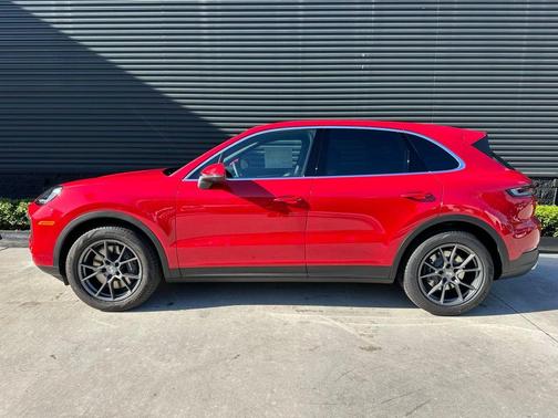 2026 Porsche Cayenne Base