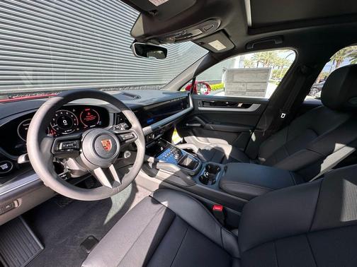 2026 Porsche Cayenne Base