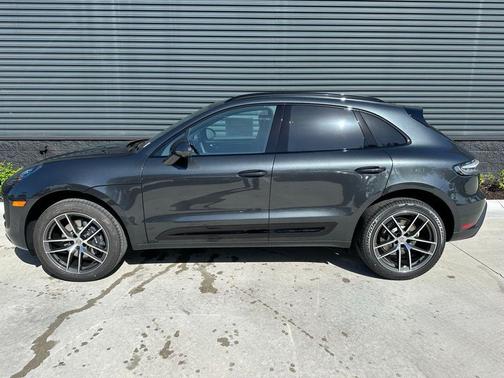 2025 Porsche Macan