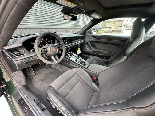 2026 Porsche 911 Carrera GTS