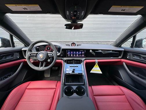 2026 Porsche Panamera GTS