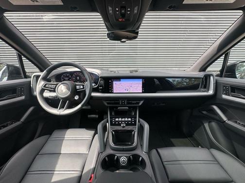 2026 Porsche Cayenne Base