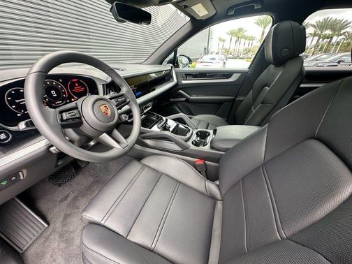 2026 Porsche Cayenne Base