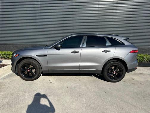 2020 Jaguar F-PACE 25t Premium