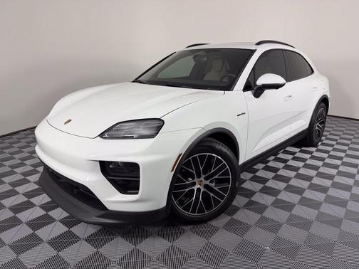 White 2026 Porsche Macan Base
