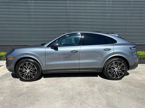 2026 Porsche Cayenne AWD