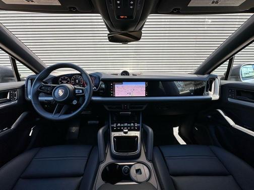 2026 Porsche Cayenne AWD