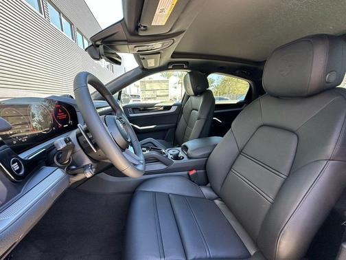 2026 Porsche Cayenne AWD