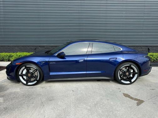 2024 Porsche Taycan Base