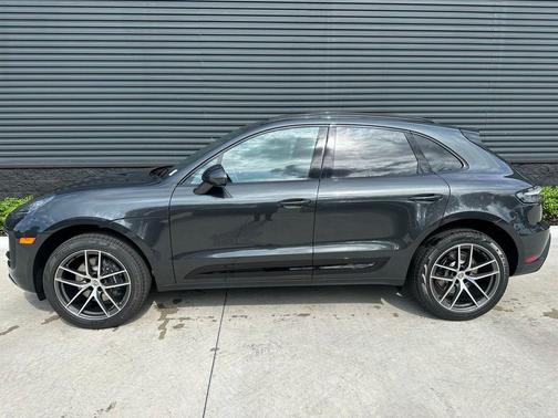 2025 Porsche Macan