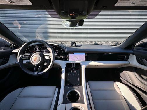 2025 Porsche Taycan Base