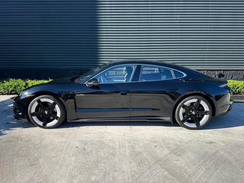 2025 Porsche Taycan Base