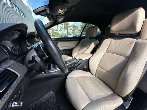 Alpine White 2011 BMW 335 is