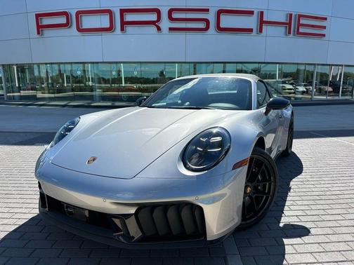 2026 Porsche 911 Targa 4 GTS