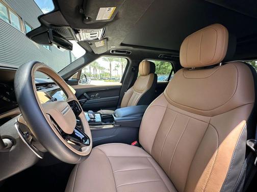 British Racing Green In Satin Finish 2025 Land Rover Range Rover Sport P530 Autobiography