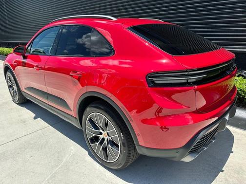 Carmine Red 2026 Porsche Macan 4S