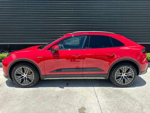 Carmine Red 2026 Porsche Macan 4S