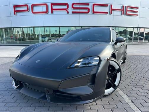 2025 Porsche Taycan Turbo S