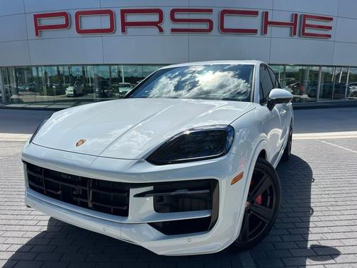 2026 Porsche Cayenne GTS