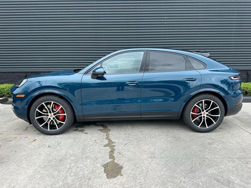 Montego Blue Metallic 2026 Porsche Cayenne S Coupe AWD