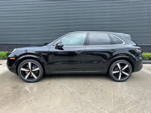 Black Metallic 2026 Porsche Cayenne AWD
