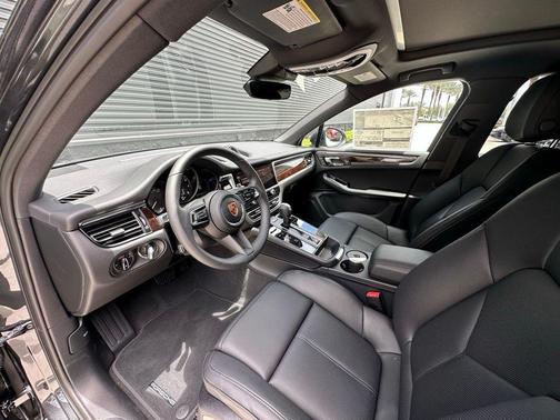 Volcano Grey Metallic 2026 Porsche Macan Base