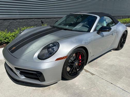 2022 Porsche 911 Carrera GTS