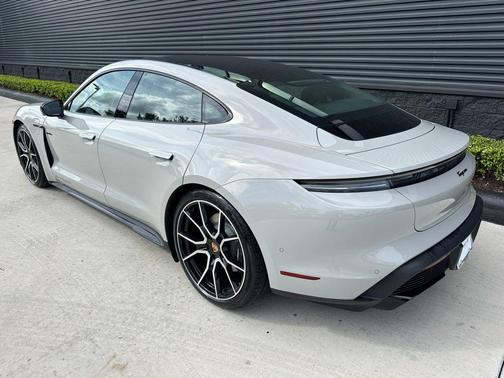 2026 Porsche Taycan Base