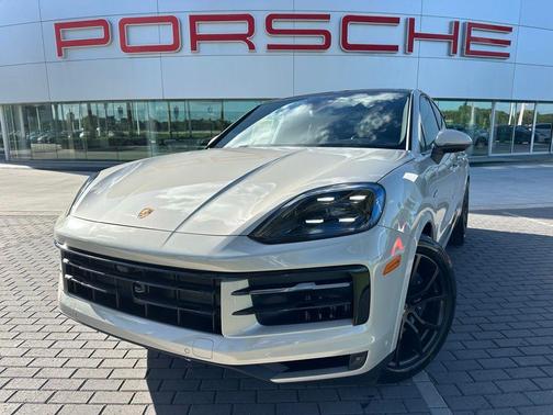 2026 Porsche Cayenne Base