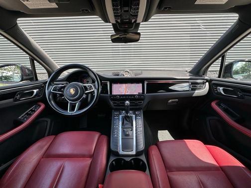 Black 2021 Porsche Macan S