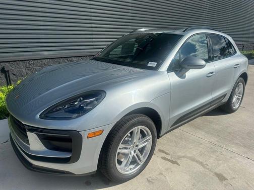 2025 Porsche Macan