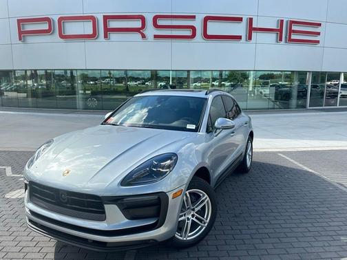 2025 Porsche Macan