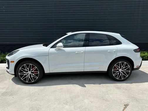 2024 Porsche Macan S