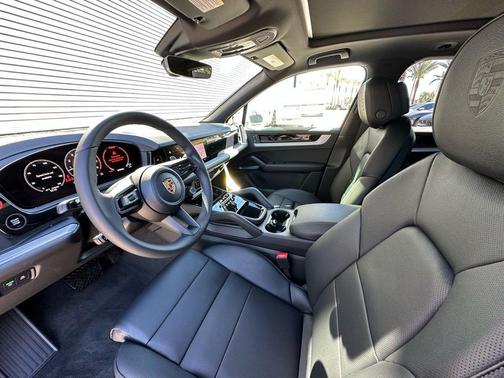 2026 Porsche Cayenne Base