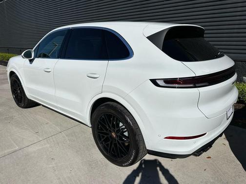 2026 Porsche Cayenne Base