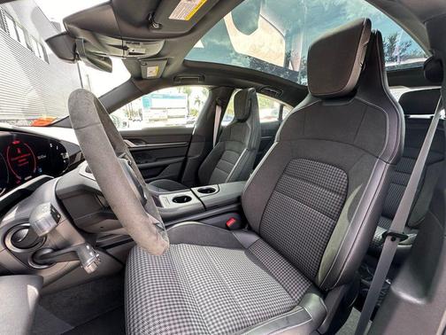 2025 Porsche Taycan Base