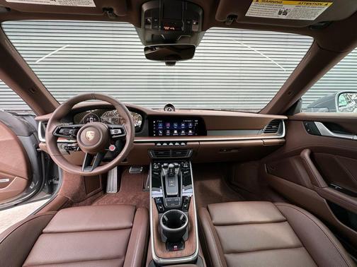 2026 Porsche 911 Carrera