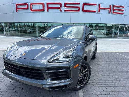 2022 Porsche Cayenne