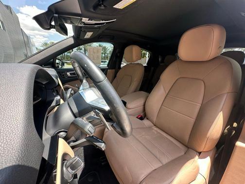 2022 Porsche Cayenne