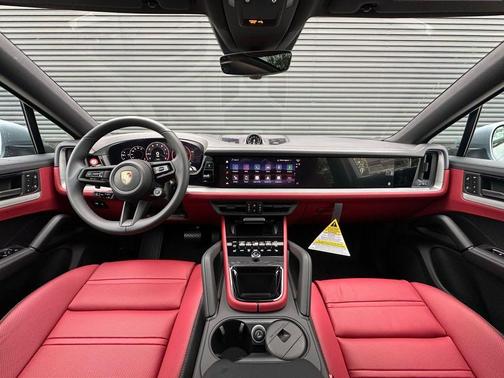 2026 Porsche Cayenne Base