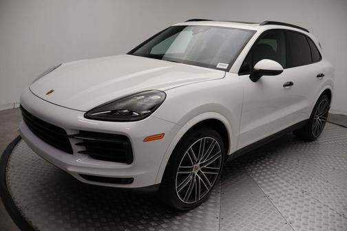 White 2023 Porsche Cayenne S