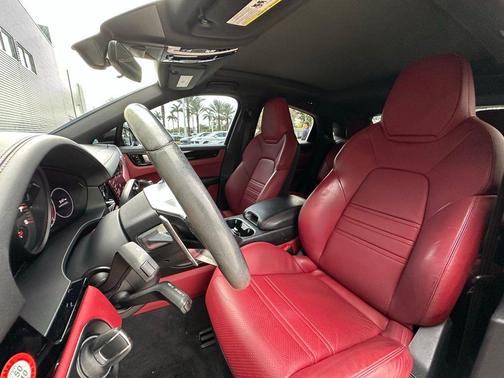 2021 Porsche Cayenne AWD