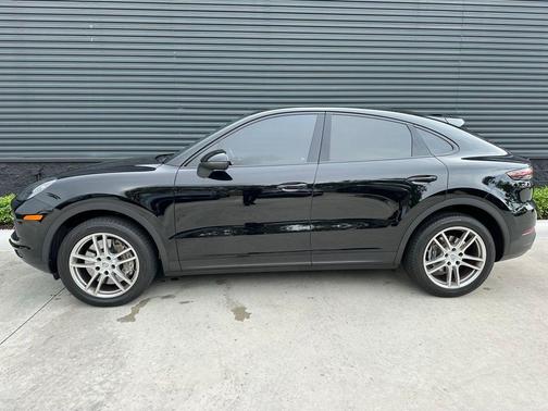 2021 Porsche Cayenne AWD