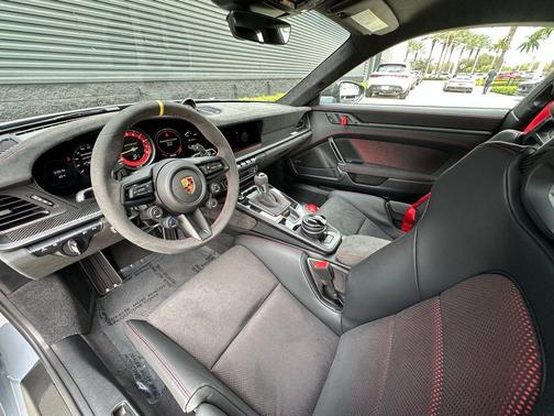 2025 Porsche 911 GT3 RS