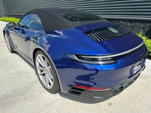 2024 Porsche 911 Carrera GTS